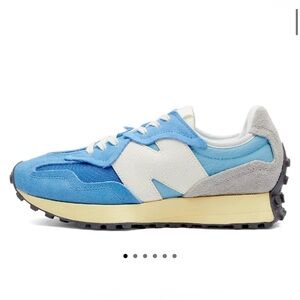 New Balance 327 Sneakers